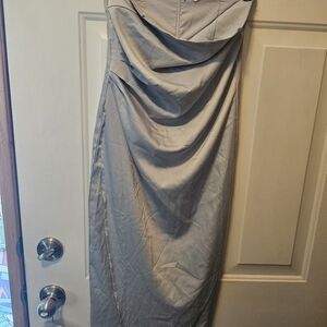 Elegant Strapless Gray Dress